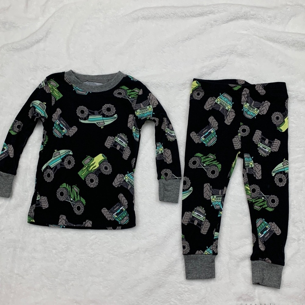 Carter's Boys Monster Truck Allover Pajama set Size 12M